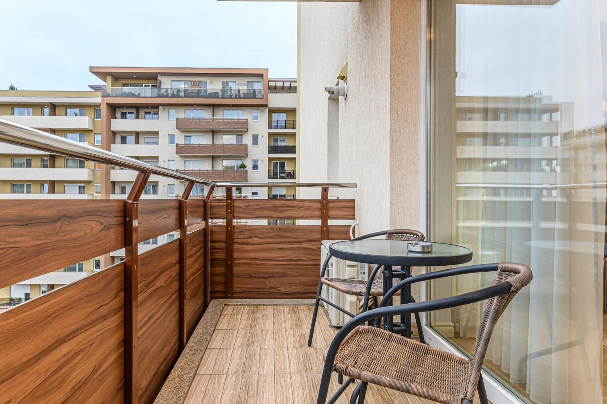Ara Apart Hotel #3 Brasov Luaran gambar